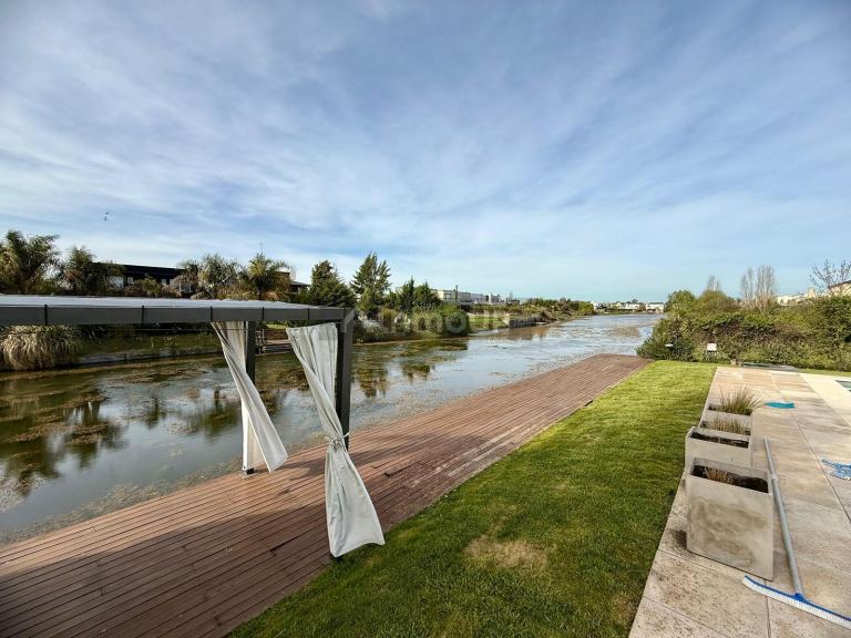 Casa en Venta en Ezeiza, G.B.A. Zona Sur