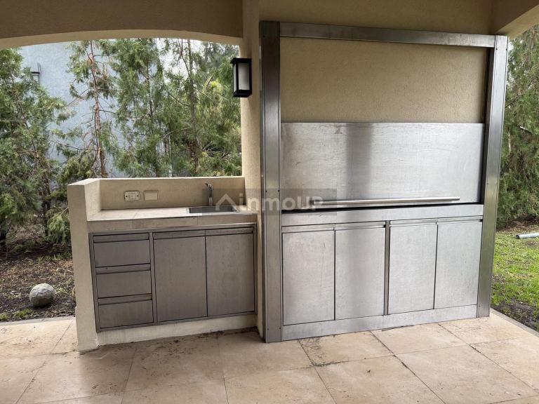 Casa en Alquiler en Esteban Echeverria, G.B.A. Zona Sur