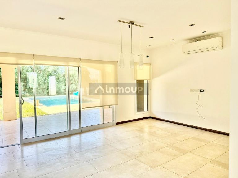 Casa en Alquiler en Esteban Echeverria, G.B.A. Zona Sur