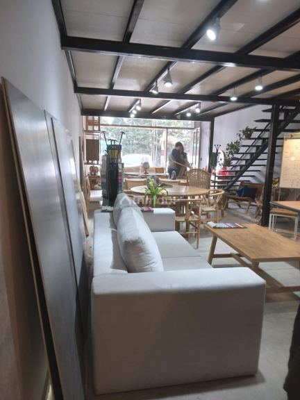 Local Comercial en Alquiler en Esteban Echeverria, G.B.A. Zona Sur