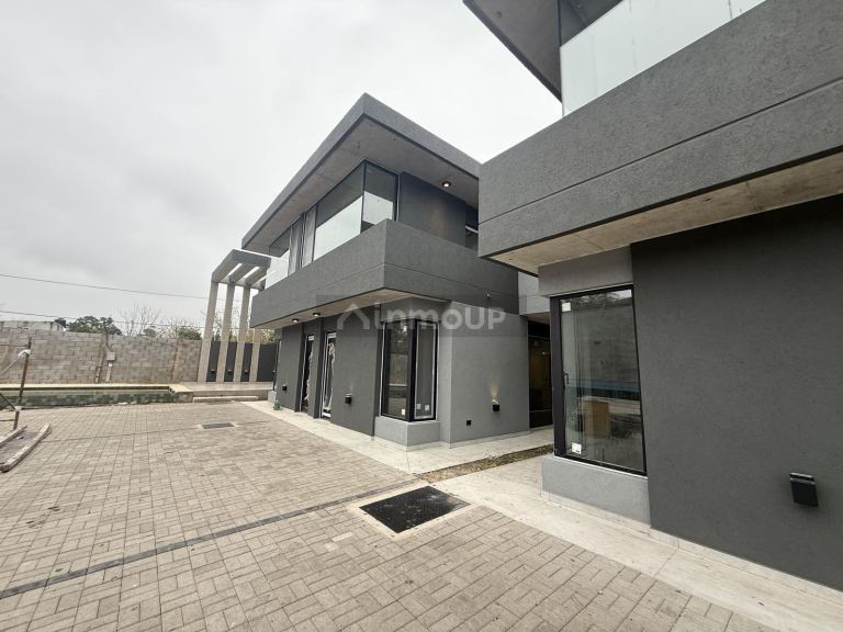 Departamento en Venta en Ezeiza, G.B.A. Zona Sur