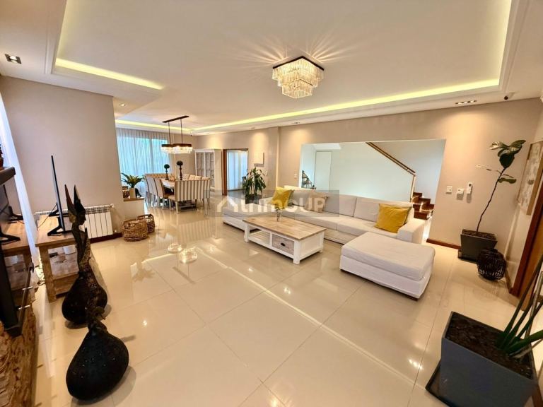 Casa en Venta en Ezeiza, G.B.A. Zona Sur