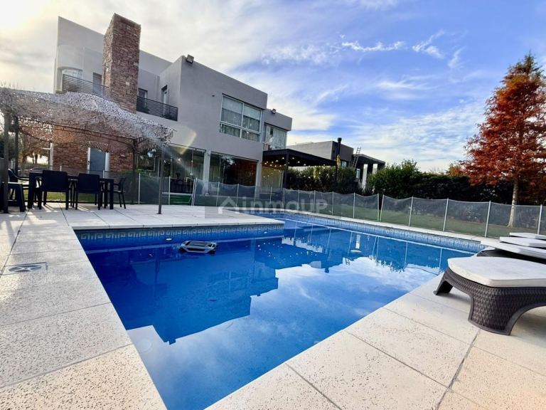 Casa en Venta en Ezeiza, G.B.A. Zona Sur