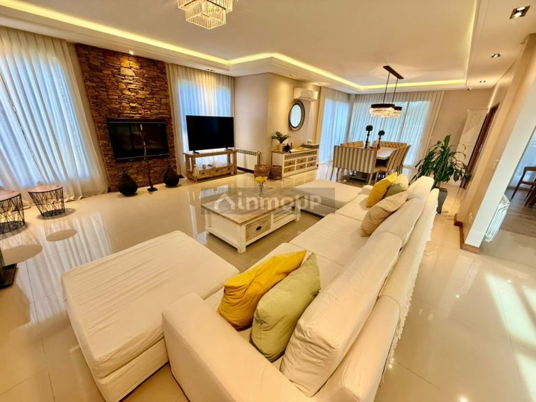 Casa en Venta en Ezeiza, G.B.A. Zona Sur