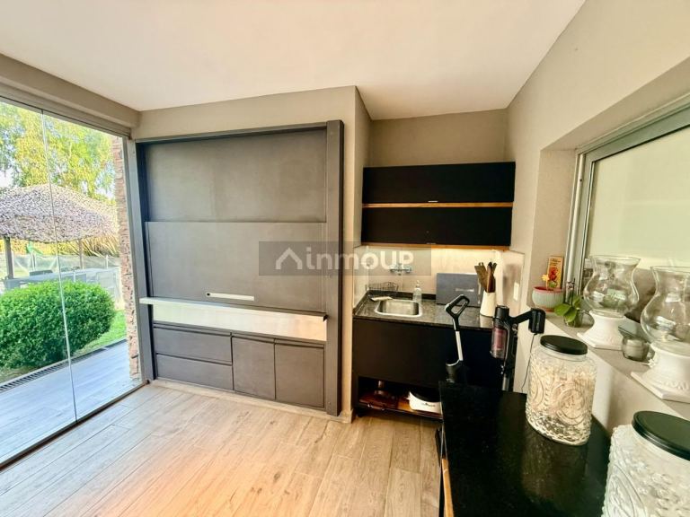 Casa en Venta en Ezeiza, G.B.A. Zona Sur