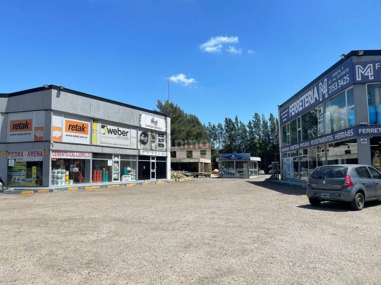 Local Comercial en Alquiler en Ezeiza, G.B.A. Zona Sur