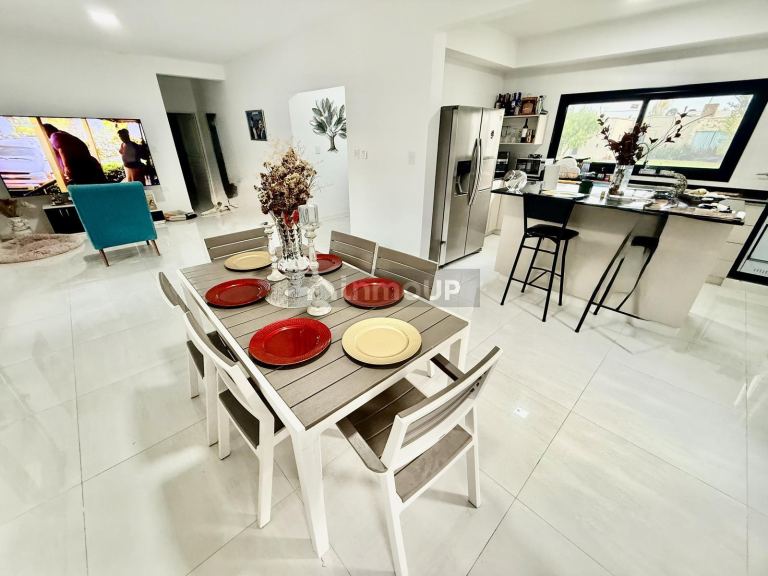 Casa en Venta en Esteban Echeverria, G.B.A. Zona Sur
