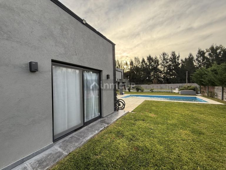 Casa en Venta en Esteban Echeverria, G.B.A. Zona Sur