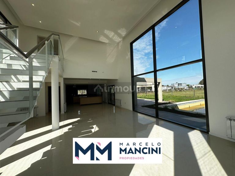 Casa en Venta en Esteban Echeverria, G.B.A. Zona Sur