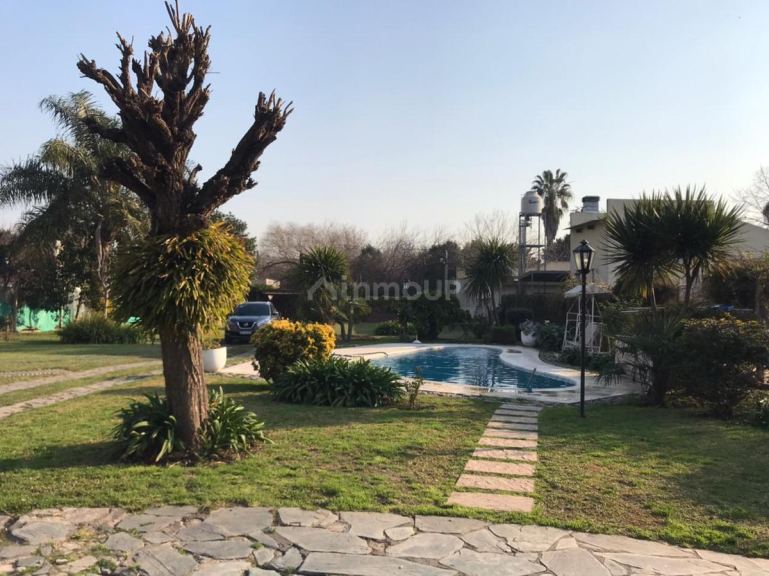Casa Quinta en Venta en Esteban Echeverria, G.B.A. Zona Sur
