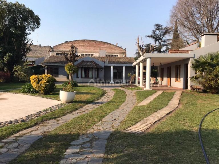 Casa Quinta en Venta en Esteban Echeverria, G.B.A. Zona Sur