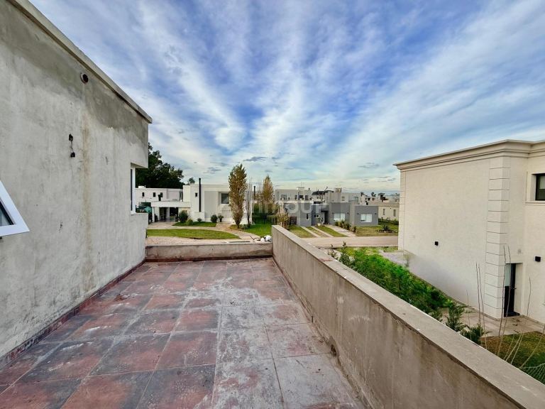 Casa en Venta en Esteban Echeverria, G.B.A. Zona Sur