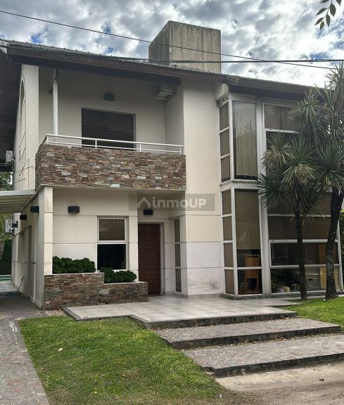 Casa en Venta en Esteban Echeverria, G.B.A. Zona Sur