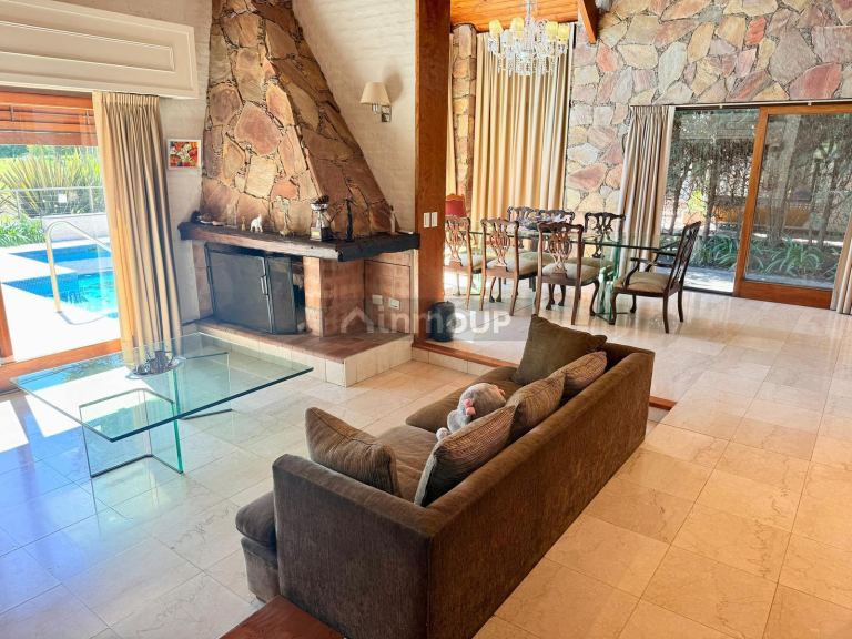 Casa en Venta en Esteban Echeverria, G.B.A. Zona Sur