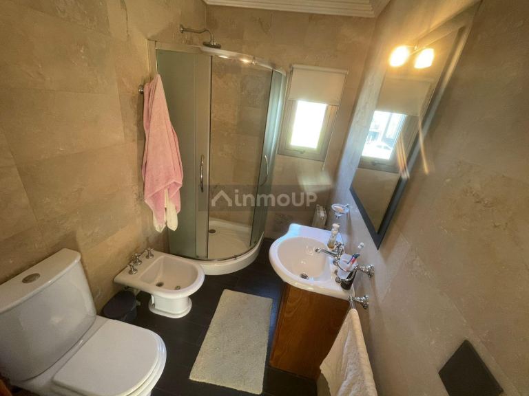 Casa en Venta en San Vicente, G.B.A. Zona Sur