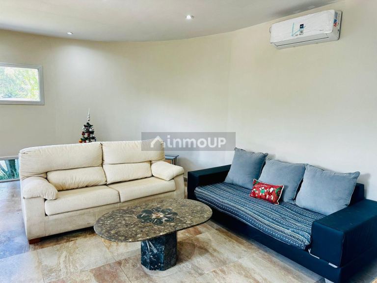 Casa en Alquiler Temporario en Esteban Echeverria, G.B.A. Zona Sur