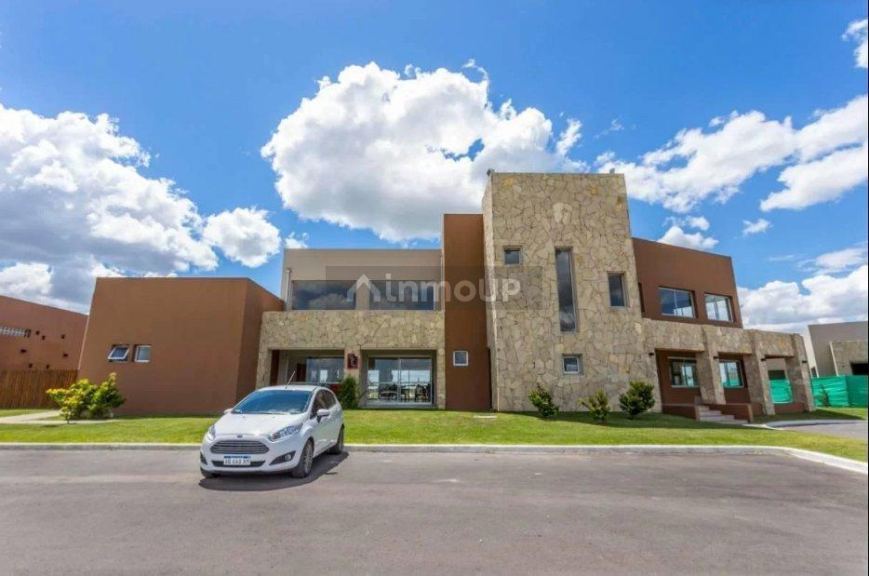 Departamento en Venta en Esteban Echeverria, G.B.A. Zona Sur