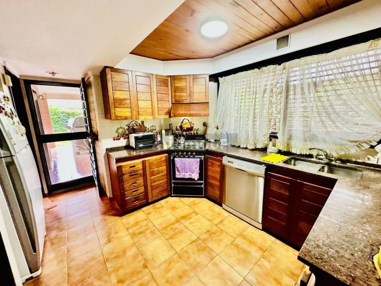Casa en Venta en Esteban Echeverria, G.B.A. Zona Sur