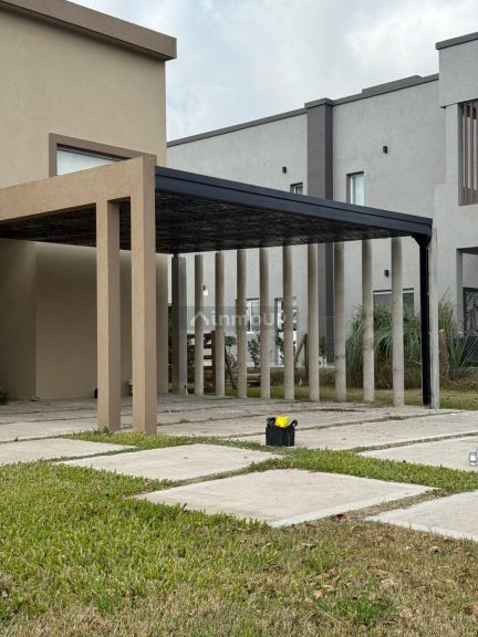 Casa en Venta en Esteban Echeverria, G.B.A. Zona Sur