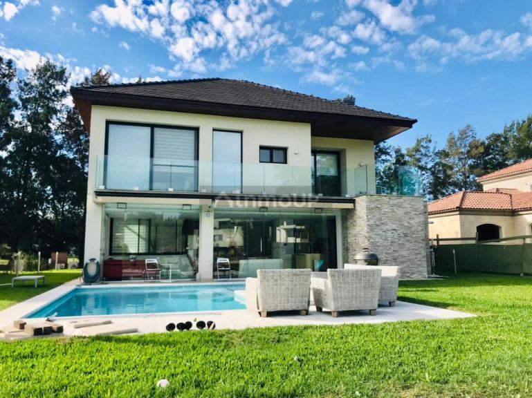 Casa en Venta en Ezeiza, G.B.A. Zona Sur