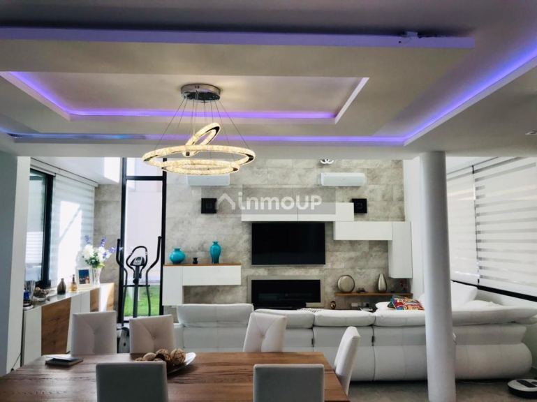 Casa en Venta en Ezeiza, G.B.A. Zona Sur