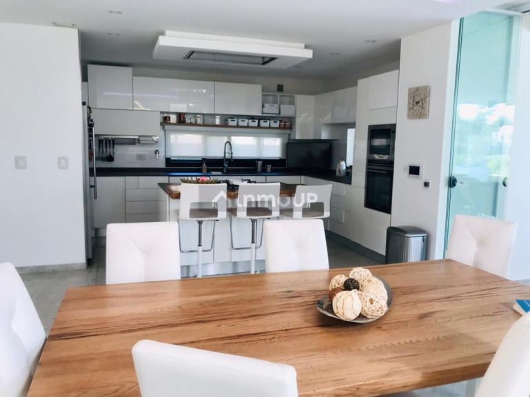 Casa en Venta en Ezeiza, G.B.A. Zona Sur