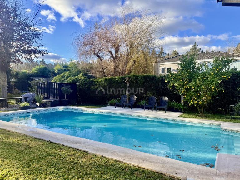 Casa en Venta en Ezeiza, G.B.A. Zona Sur