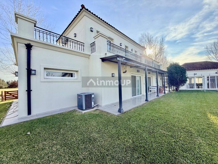 Casa en Venta en Esteban Echeverria, G.B.A. Zona Sur