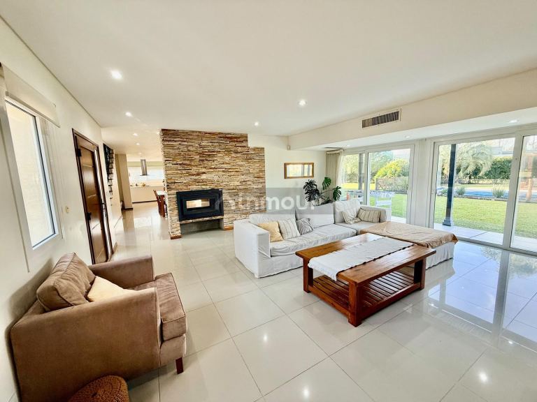 Casa en Venta en Esteban Echeverria, G.B.A. Zona Sur
