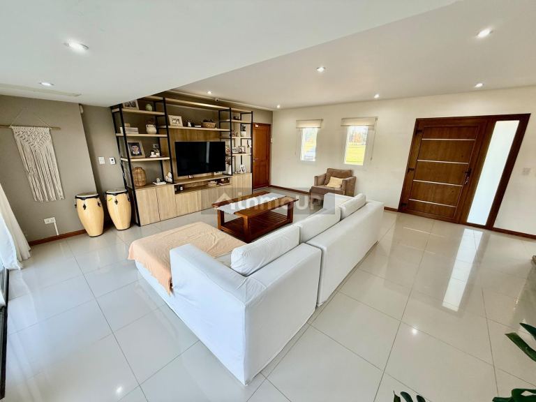 Casa en Venta en Esteban Echeverria, G.B.A. Zona Sur