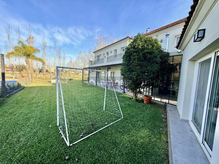 Casa en Venta en Esteban Echeverria, G.B.A. Zona Sur