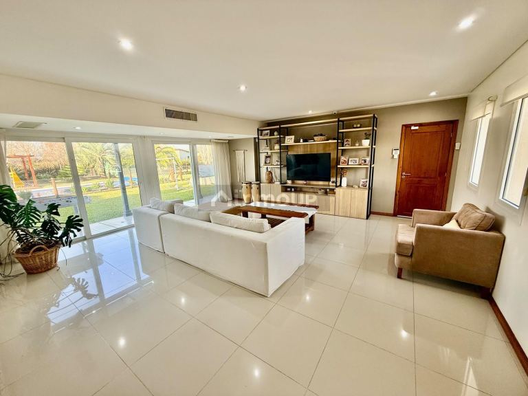 Casa en Venta en Esteban Echeverria, G.B.A. Zona Sur