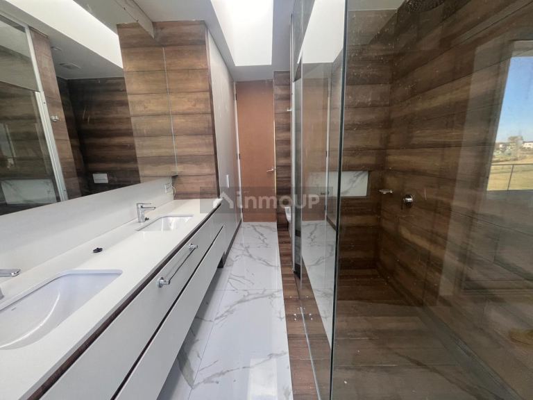 Casa en Venta en Ezeiza, G.B.A. Zona Sur