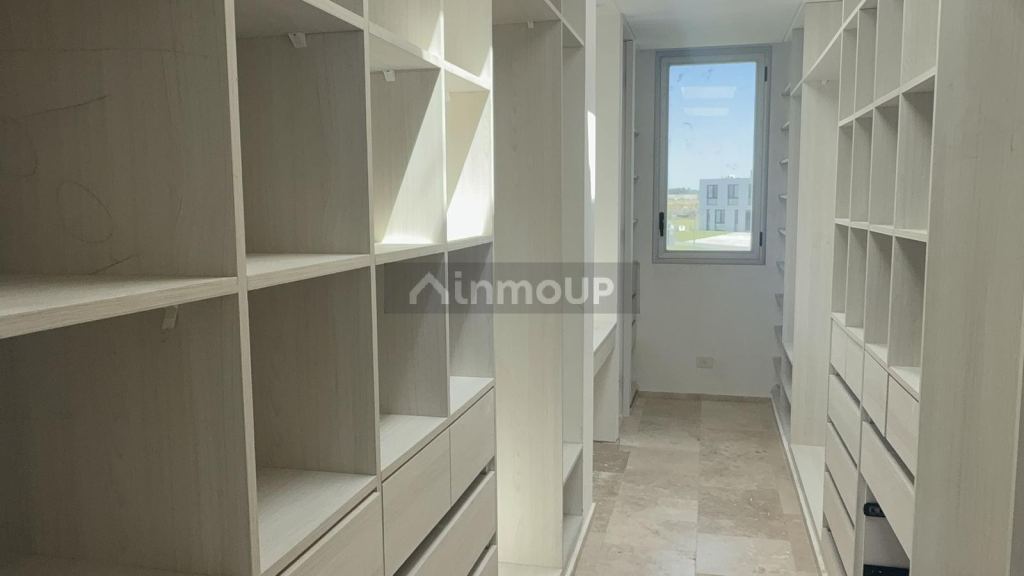 Casa en Venta en Ezeiza, G.B.A. Zona Sur