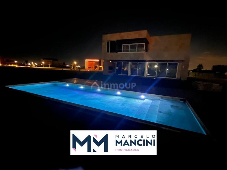 Casa en Venta en Ezeiza, G.B.A. Zona Sur