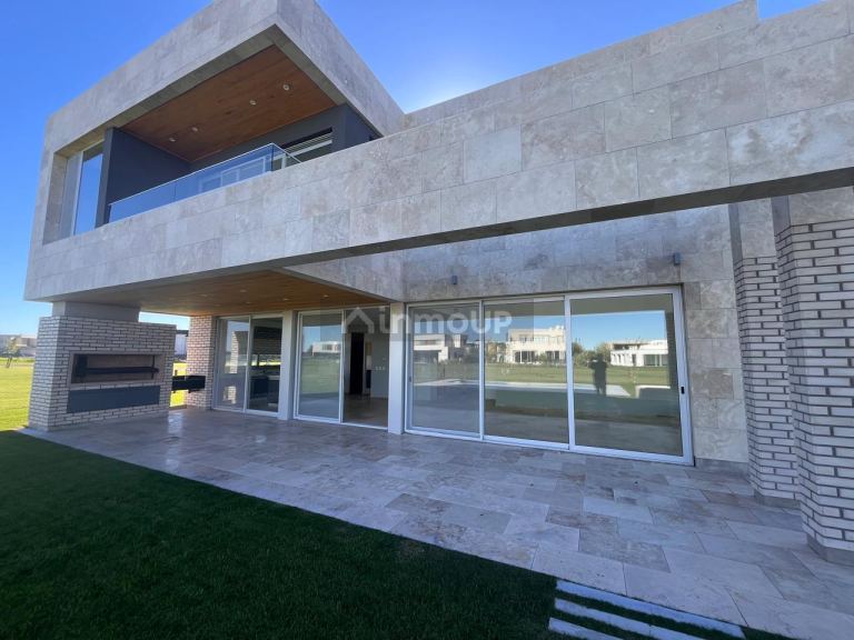 Casa en Venta en Ezeiza, G.B.A. Zona Sur