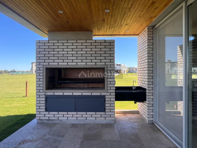 Casa en Venta en Ezeiza, G.B.A. Zona Sur