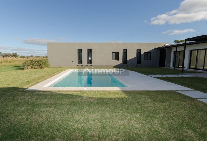 Casa en Venta en Ezeiza, G.B.A. Zona Sur