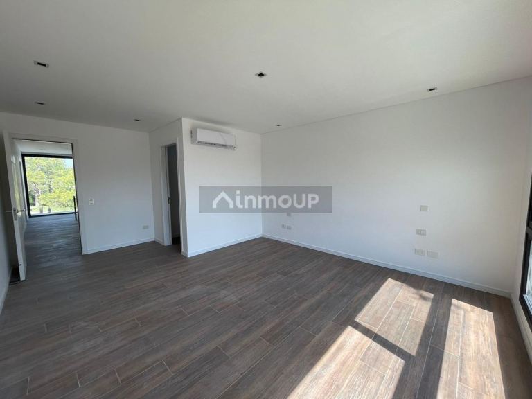 Casa en Venta en Esteban Echeverria, G.B.A. Zona Sur