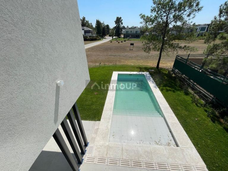 Casa en Venta en Esteban Echeverria, G.B.A. Zona Sur