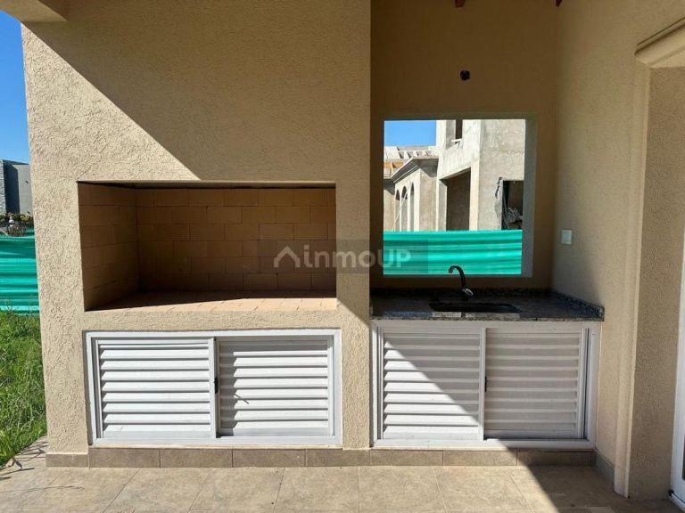 Casa en Venta en Esteban Echeverria, G.B.A. Zona Sur