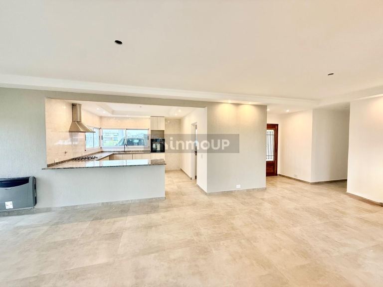 Casa en Venta en Esteban Echeverria, G.B.A. Zona Sur