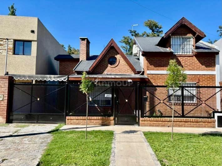 Casa en Venta en Esteban Echeverria, G.B.A. Zona Sur