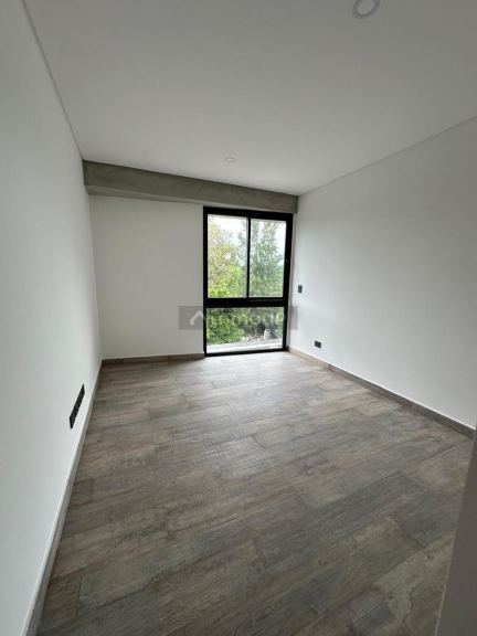 Departamento en Alquiler en Ezeiza, G.B.A. Zona Sur