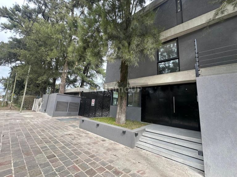 Departamento en Alquiler en Ezeiza, G.B.A. Zona Sur
