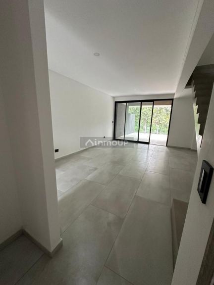 Departamento en Alquiler en Ezeiza, G.B.A. Zona Sur