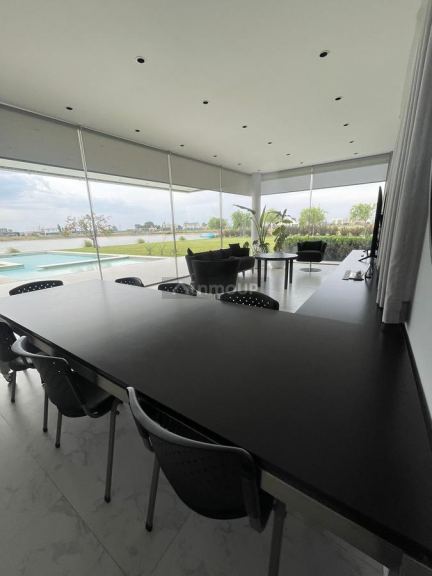Casa en Venta en Presidente Peron, G.B.A. Zona Sur