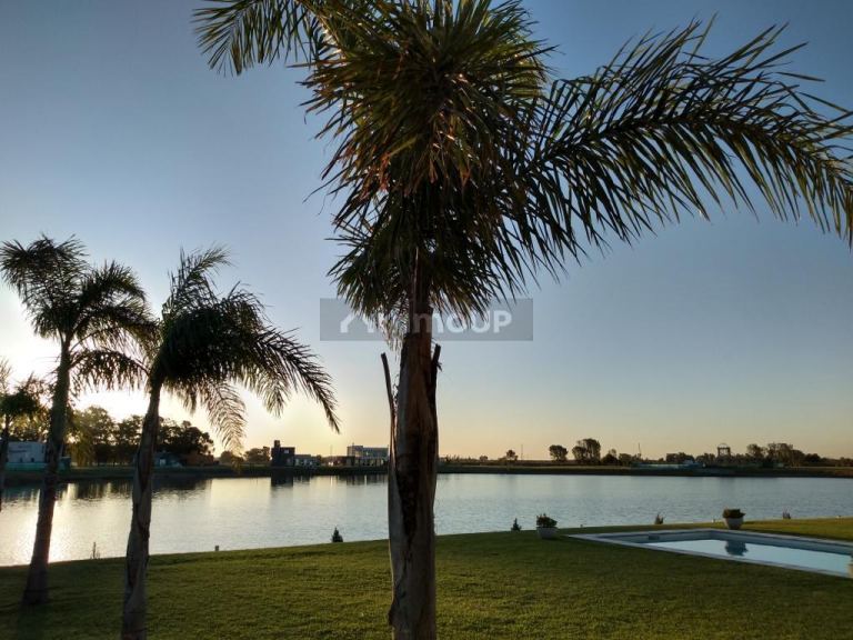 Casa en Venta en Presidente Peron, G.B.A. Zona Sur