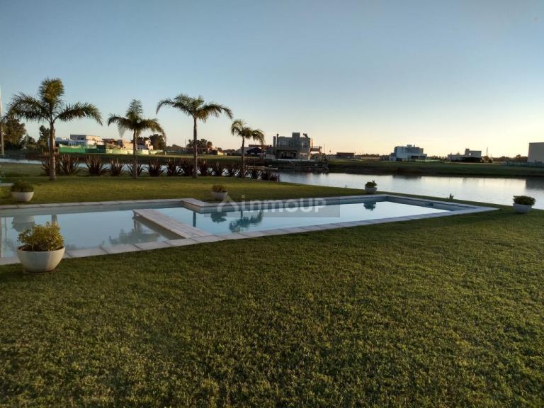 Casa en Venta en Presidente Peron, G.B.A. Zona Sur