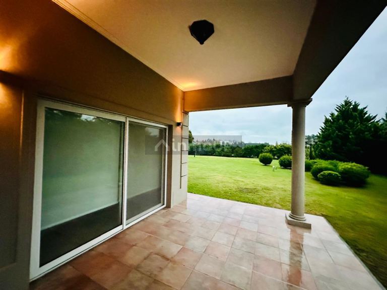 Casa en Venta en San Vicente, G.B.A. Zona Sur